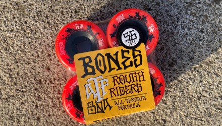 Recenze: Bones – ROUGH RIDERS (All Terrain Formula)